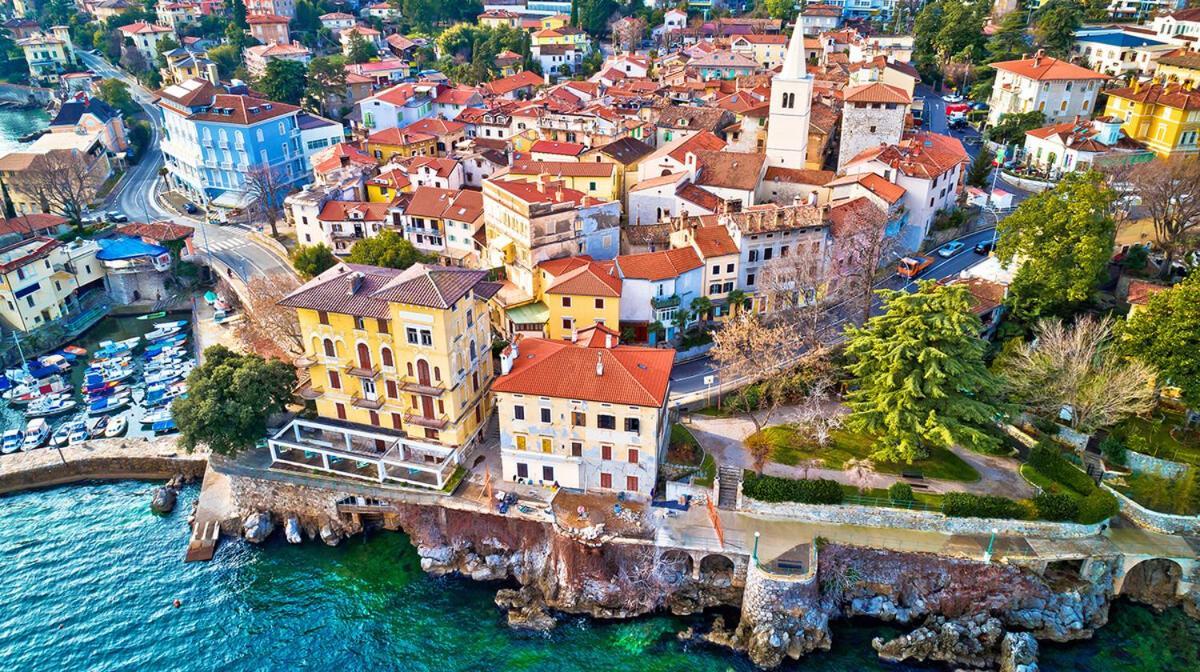 Villa Mediteran Opatija **** Exterior foto