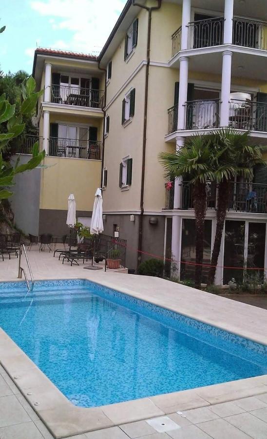 Villa Mediteran Opatija **** Exterior foto